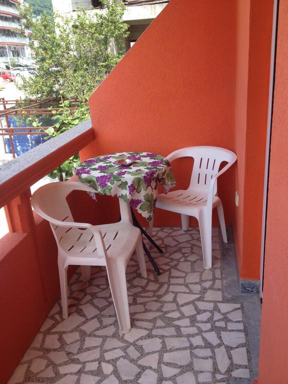 Apartments Holiday Budva Quarto foto